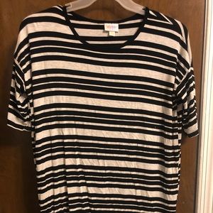 Lularoe top